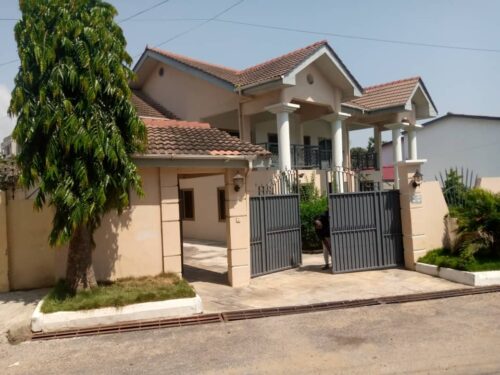 4 bedroom house for rent at Ring Way Estate