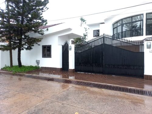3 bedroom house for rent at Labone in Accra, Ghana