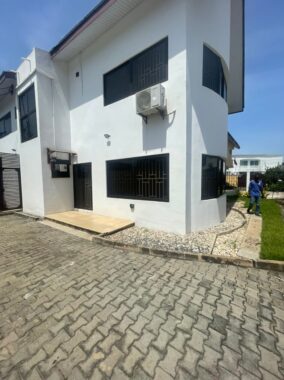 3 bedroom house for rent at Cantonments