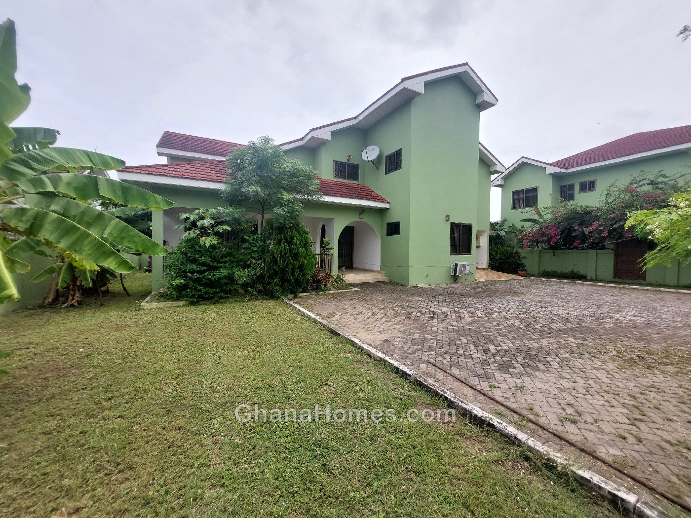 5-Bedroom-House-for-Rent-in-Cantonments-Accra-Ghana-–-Near-The-Bank-Hospital