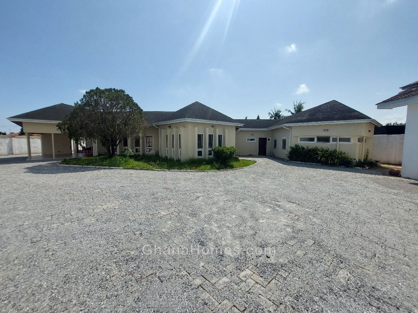 8-Bedroom-House-with-3-Bedroom-Outhouse-for-Rent-in-East-Legon-Accra